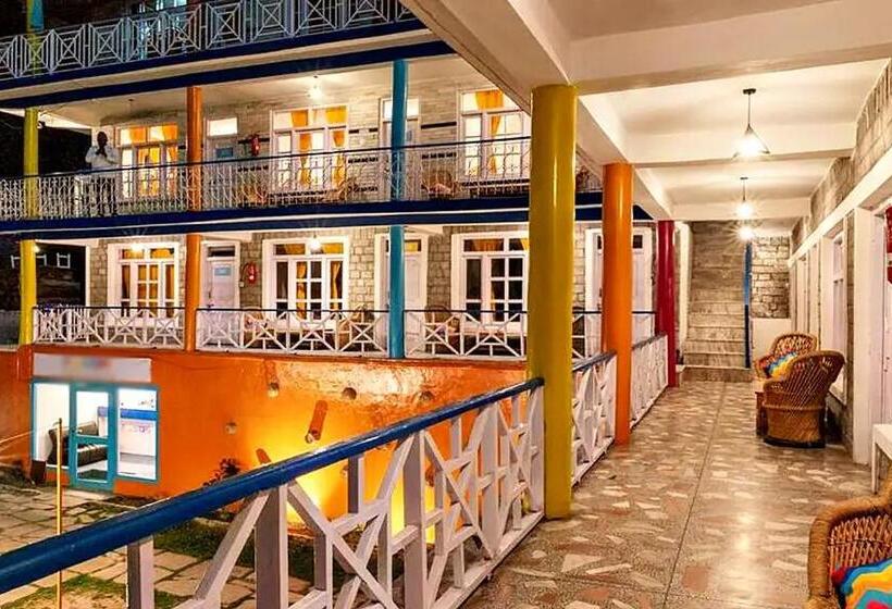 Albergue Oak Land House Manali