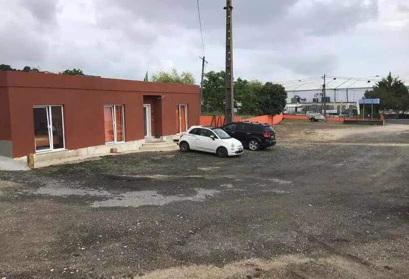 Aamiaismajoitus (B&B) 4wd Solitaire Lodge