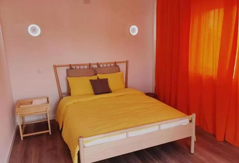 Aamiaismajoitus (B&B) 4wd Solitaire Lodge