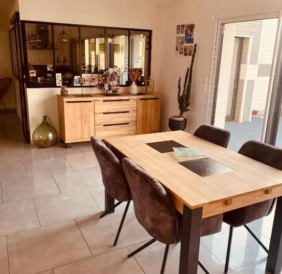 Aamiaismajoitus (B&B) Chambre Mer