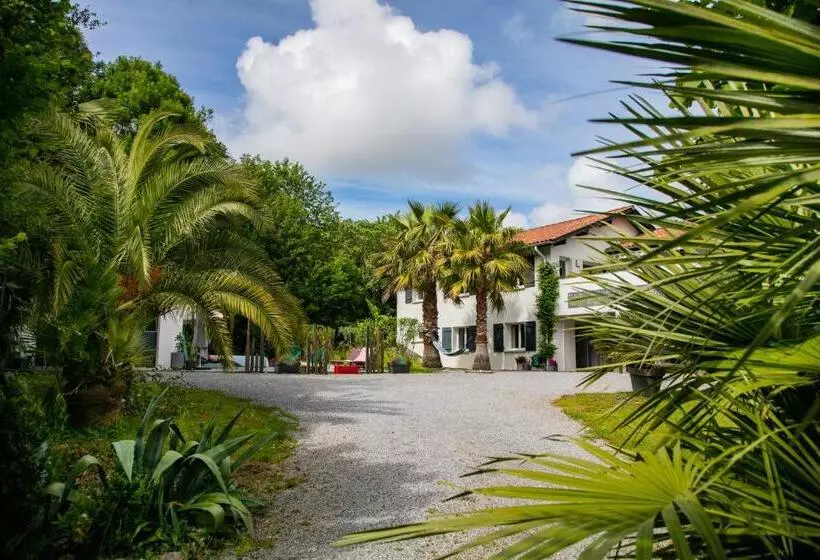 Aamiaismajoitus (B&B) Erreka Txikia