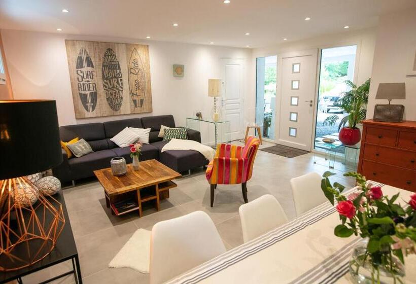 تختخواب و صبحانه Erreka Txikia