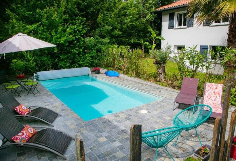 تختخواب و صبحانه Erreka Txikia