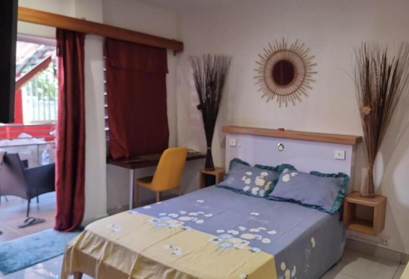 تختخواب و صبحانه Kwabo D Ailleurs