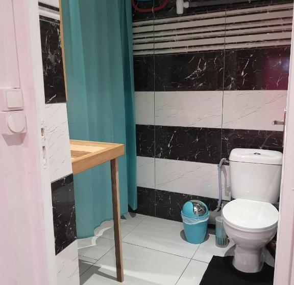 تختخواب و صبحانه Kwabo D Ailleurs