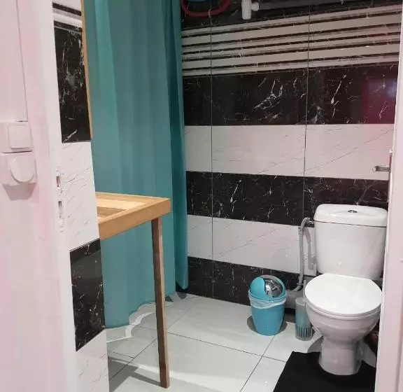 تختخواب و صبحانه Kwabo D Ailleurs