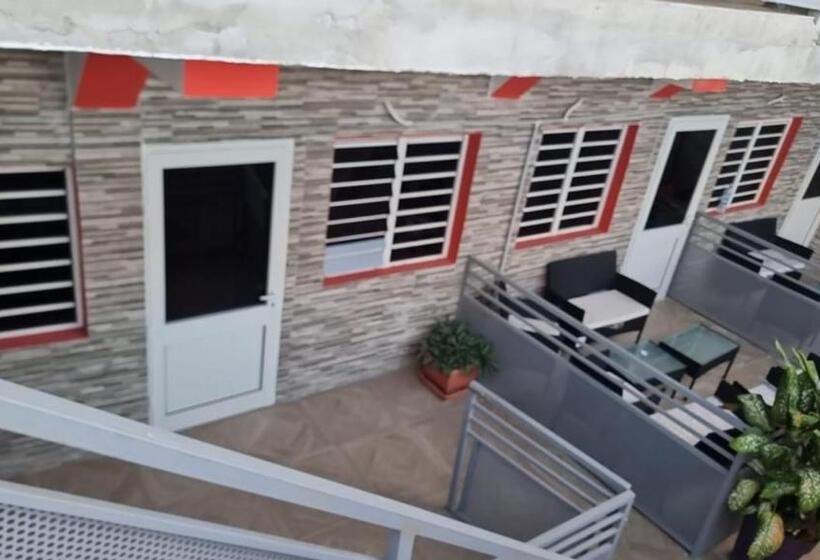 تختخواب و صبحانه Kwabo D Ailleurs