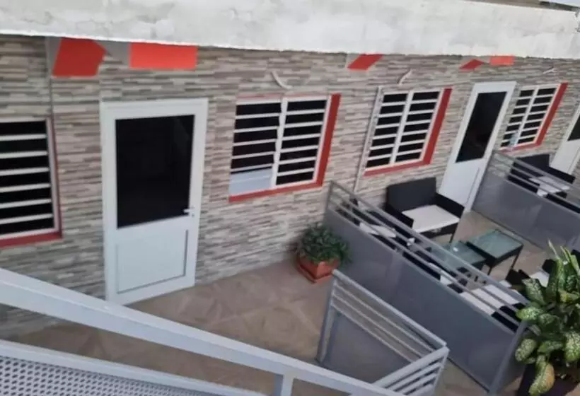 تختخواب و صبحانه Kwabo D Ailleurs