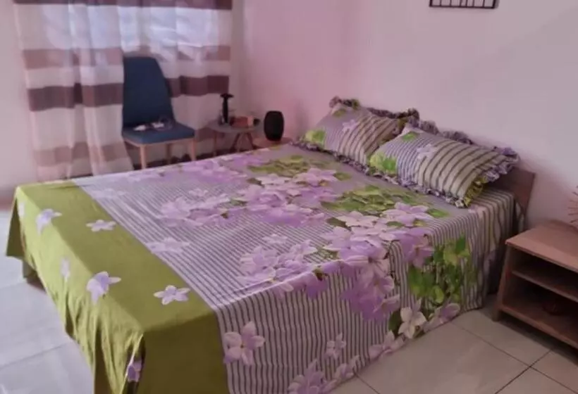 تختخواب و صبحانه Kwabo D Ailleurs