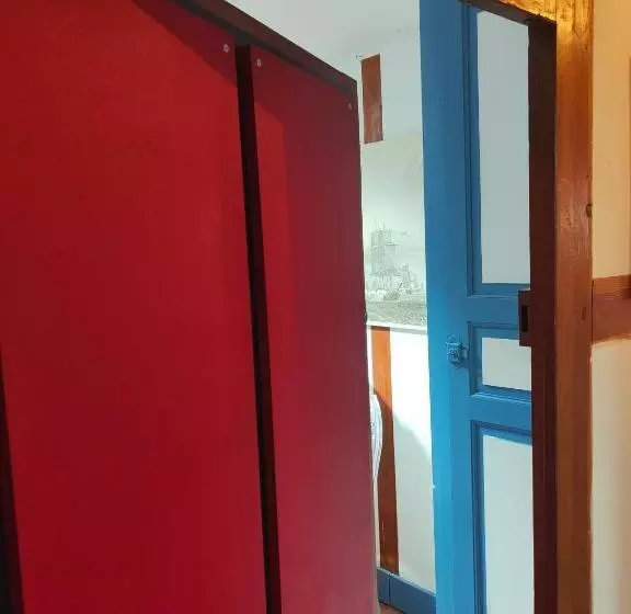 Aamiaismajoitus (B&B) La Tanière Des Tanneries