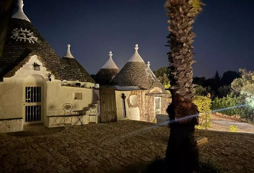Aamiaismajoitus (B&B) Trulli Oiseaux Migrateurs