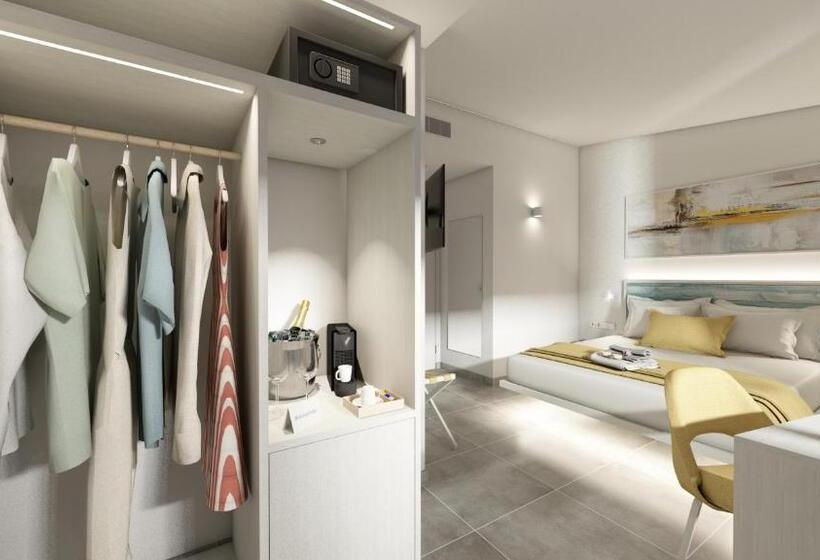 هتل Boutique Es Blau