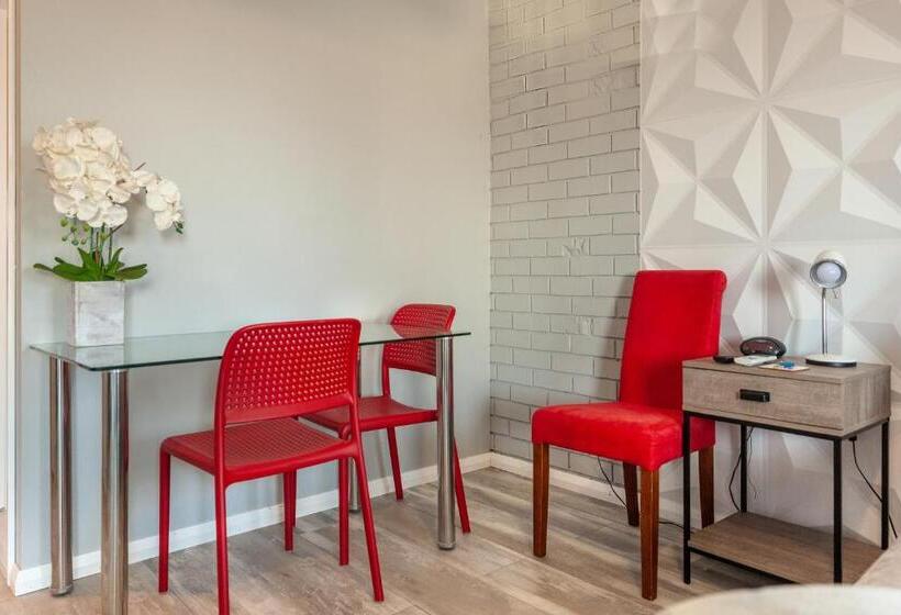 캡슐 호텔 Sanz Motel Wentworth