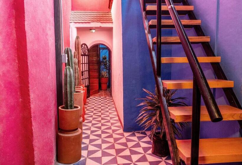 فندق Homestal California Hostal En Tlaquepaque