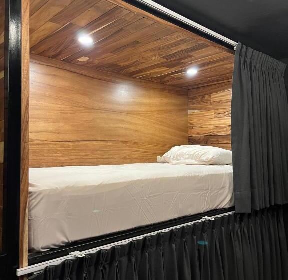 فندق Homestal California Hostal En Tlaquepaque