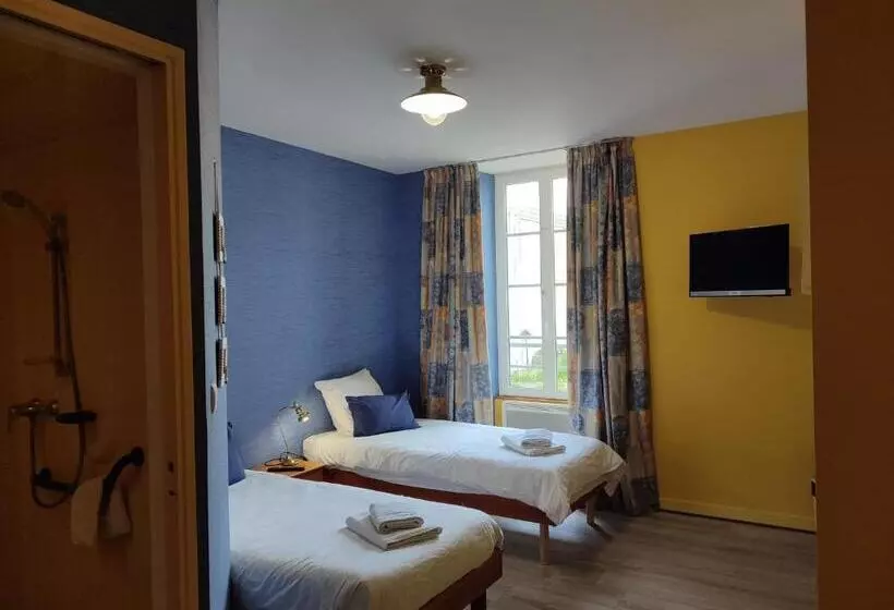 Hotelli Hôtel Bar Restaurant La Marie Galante