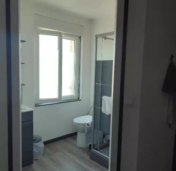 Hotelli Hôtel Bar Restaurant La Marie Galante