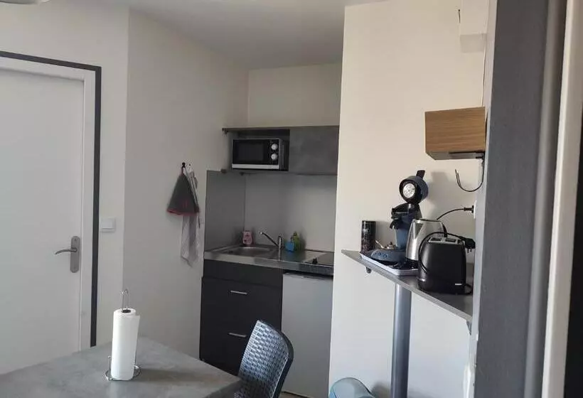 Hotelli Hôtel Bar Restaurant La Marie Galante