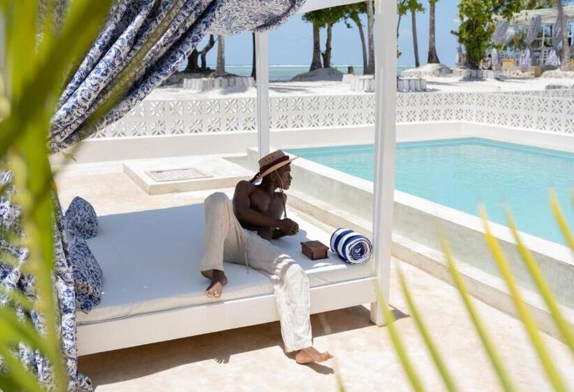 בית מלון כפרי Pili Pili Orient Beach Resort