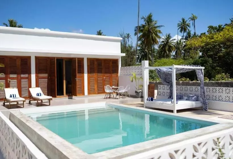 ホテル Pili Pili Orient Beach Resort