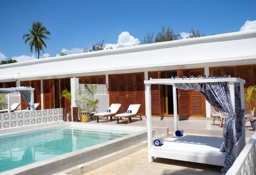 ホテル Pili Pili Orient Beach Resort
