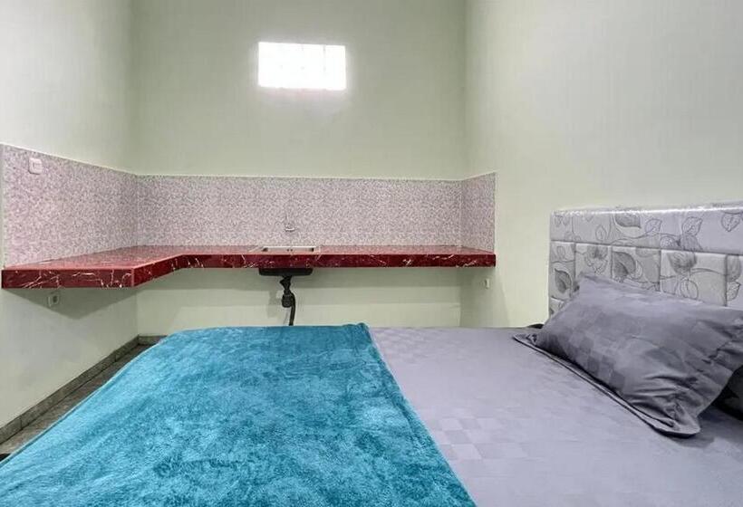 Hotel Trubus Guesthouse Syariah Magelang Mitra Reddoorz