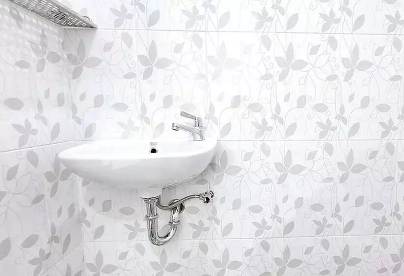 ホテル Trubus Guesthouse Syariah Magelang Mitra Reddoorz