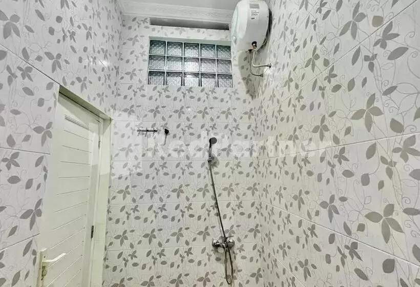 ホテル Trubus Guesthouse Syariah Magelang Mitra Reddoorz