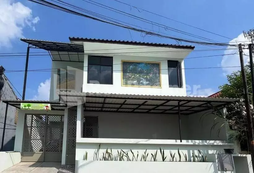 ホテル Trubus Guesthouse Syariah Magelang Mitra Reddoorz