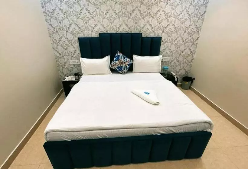 New Prince Hotel & Restaurant