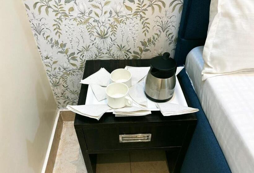 New Prince Hotel & Restaurant