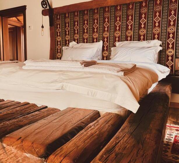 펜션 Domeniul Mortasifu