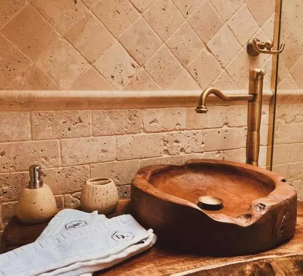 Majatalo Domeniul Mortasifu