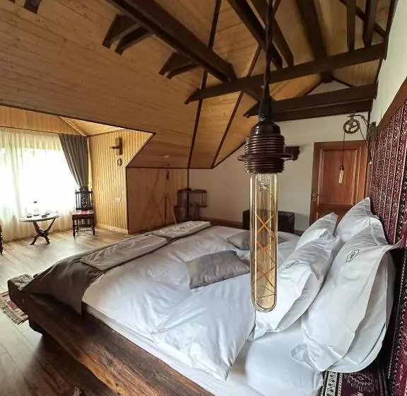 Majatalo Domeniul Mortasifu