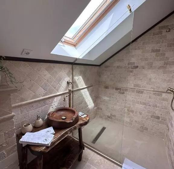 Majatalo Domeniul Mortasifu