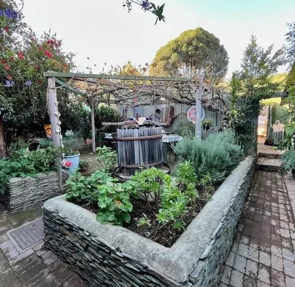 Majatalo Tradouw Guesthouse