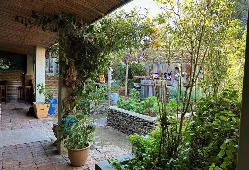 Majatalo Tradouw Guesthouse