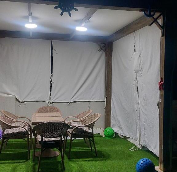 استراحتگاه شالية مكيف للعائلات بقرية جراند هيلز الساحل الشمالي الاتصال قبل الحجز