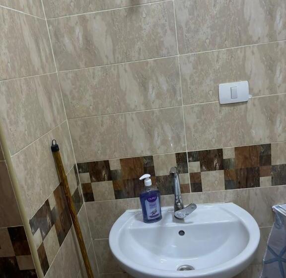 استراحتگاه شالية مكيف للعائلات بقرية جراند هيلز الساحل الشمالي الاتصال قبل الحجز