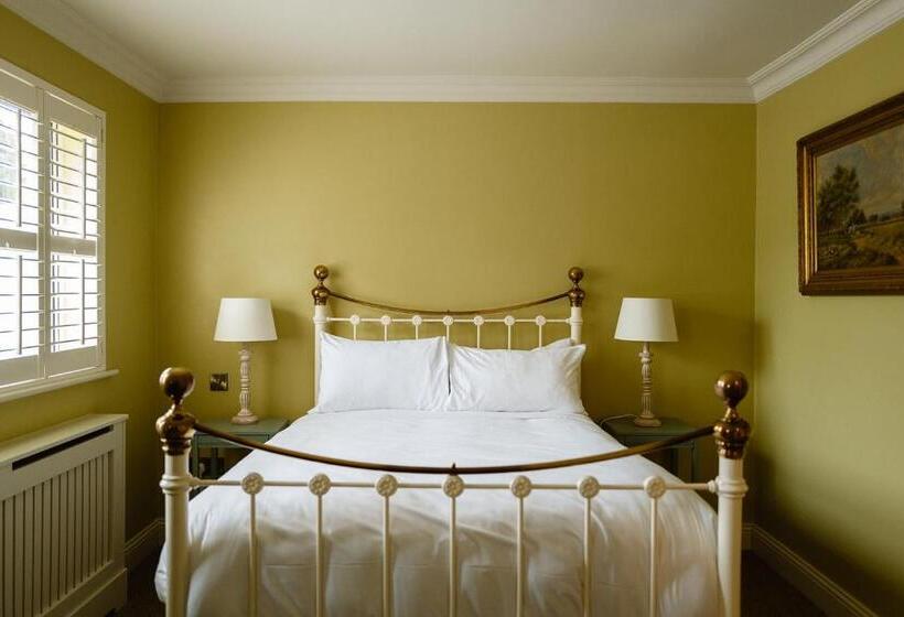 فندق صغير Deerpark Inn