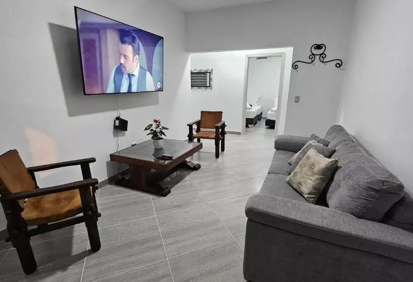 Apartahotel Circunvalar Por Parceros Group