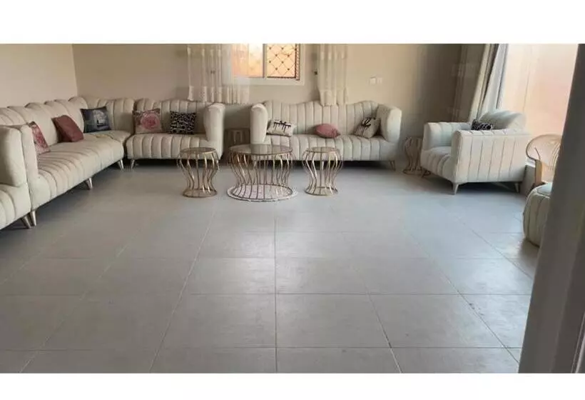 ホテル استراحة اليجانس بالطائف
