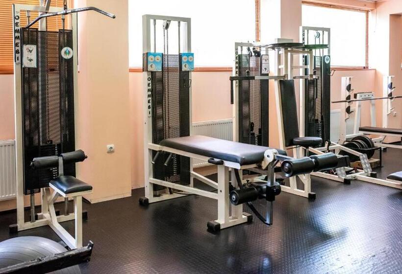 فندق комплекс плавис