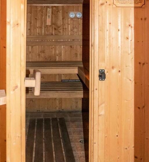 فندق комплекс плавис