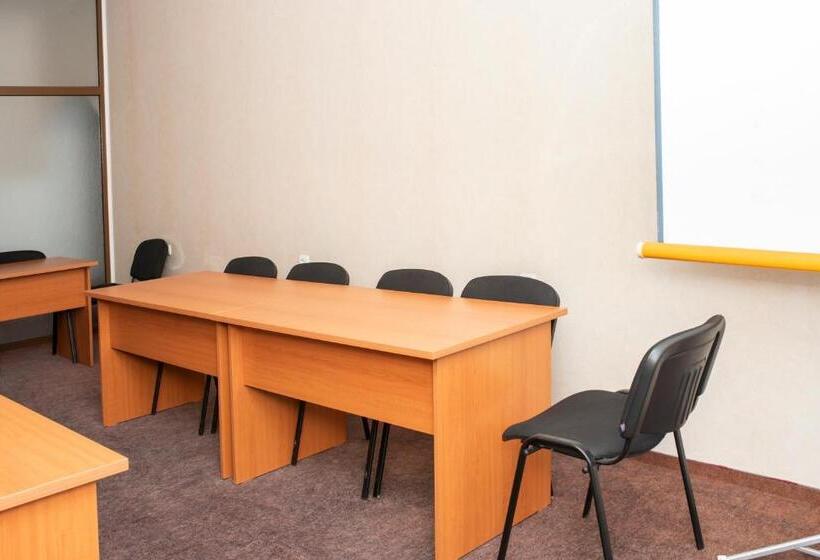 فندق комплекс плавис