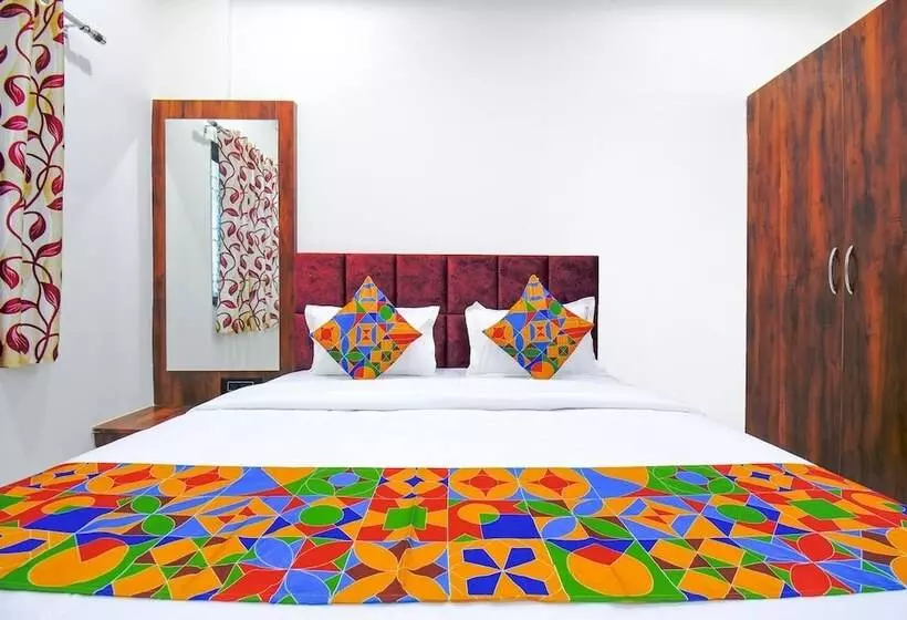 ホテル Fabexpress Jagatraj Vishwa Lodging