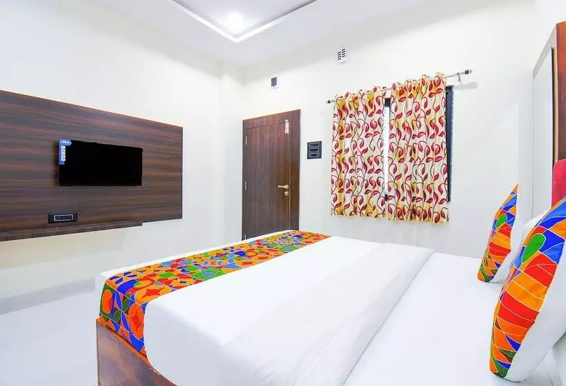 ホテル Fabexpress Jagatraj Vishwa Lodging