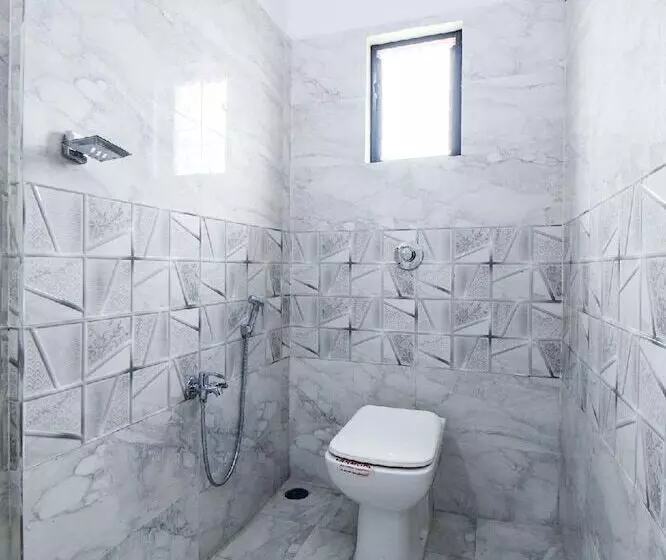 ホテル Fabexpress Jagatraj Vishwa Lodging
