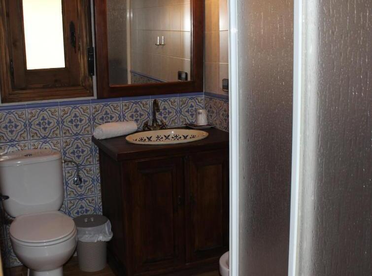 La Muralla De Gredos Hotel Rural