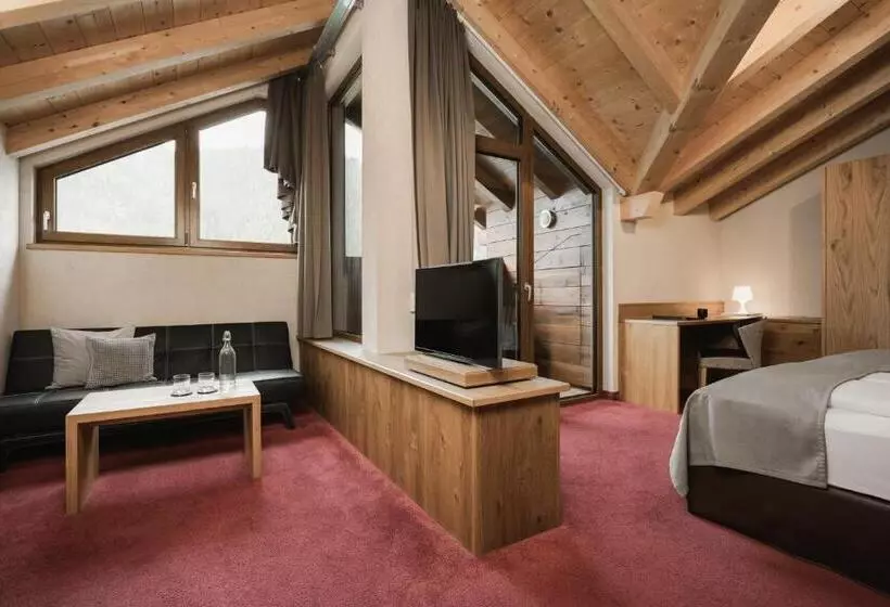 Hotelli Neueröffnung Miaflor Familien  & Aktivresort